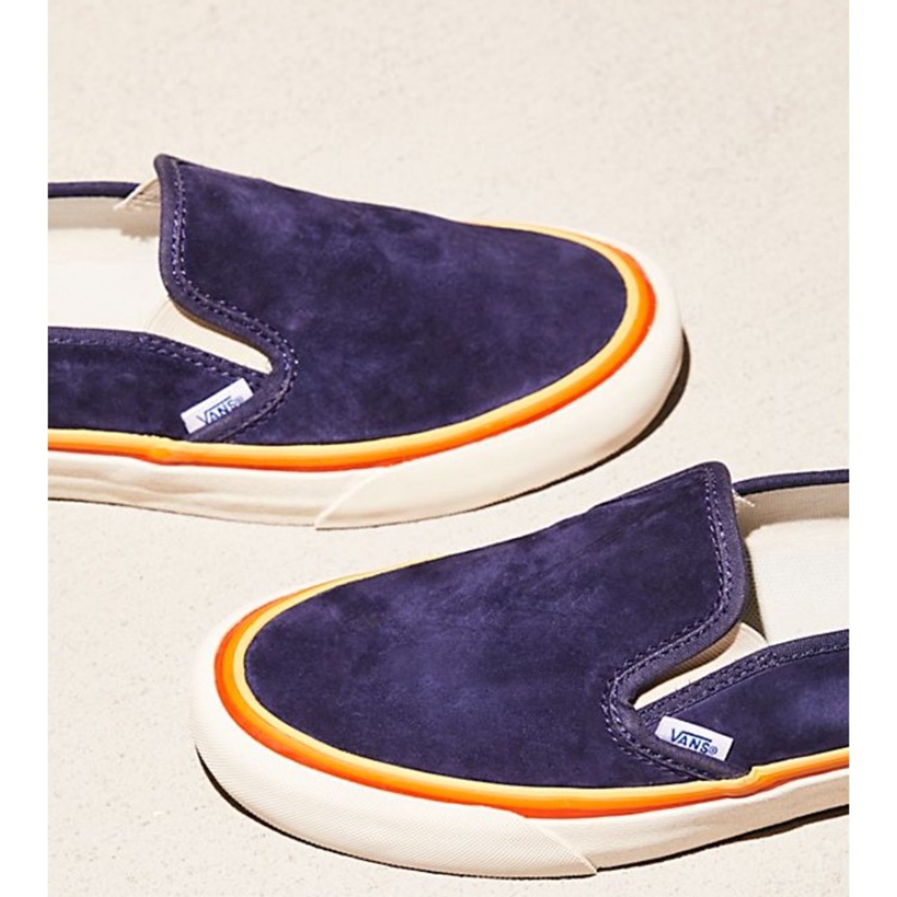 🚫Sold🚫Retro Rainbow Vans
